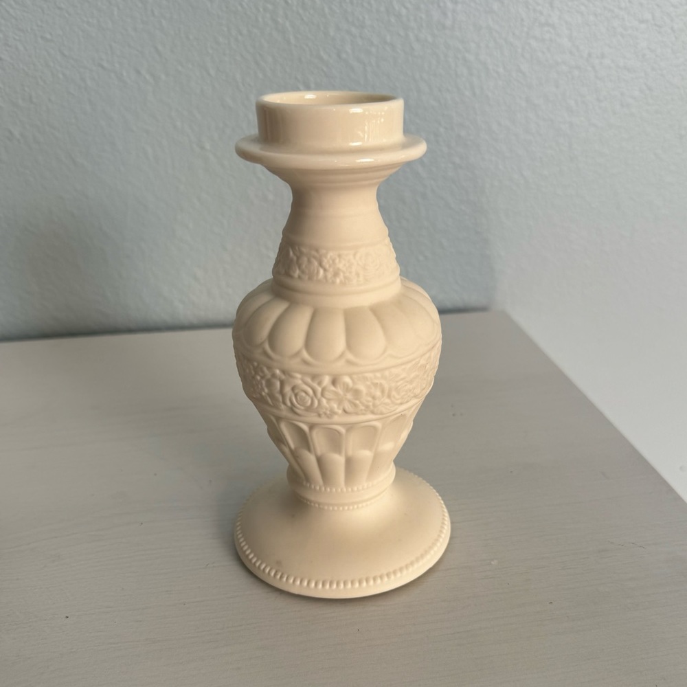 Partylite base